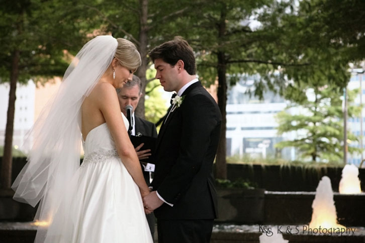 Dallas Wedding Photographers - Dallas Wedding Venues